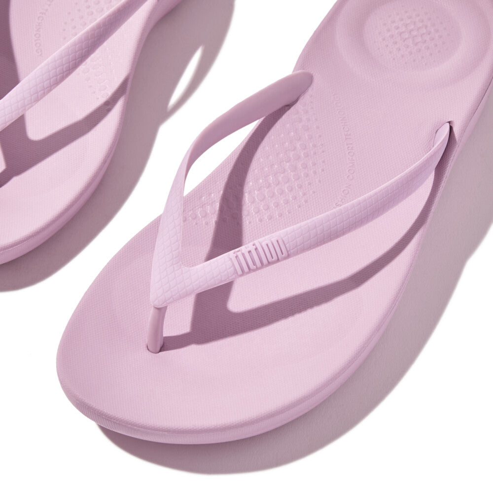 IQUSHION Ergonomic Flip Flops