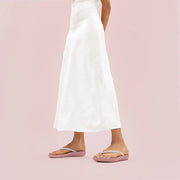 IQUSHION X PANTONE Flip-Flops