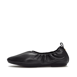 DELICATO Poise Leather Ballerinas