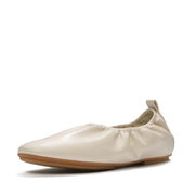 DELICATO Poise Leather Ballerinas