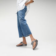 LULU Glitz-Bow Leather Toe-Post Sandals