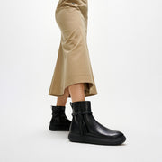 iQ-COMFF Tassel Leather Short Boots