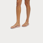 IQUSHION Ergonomic Flip-Flops