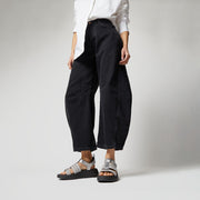 F-MODE Metallic-Leather/Webbing Flatform Fisherman Sandal