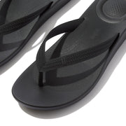 IQUSHION Mens Textures Strap Flip-Flops