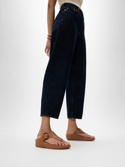 LULU Resin-Buckle Leather Toe-Post Sandals