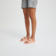 IQUSHION Two-Bar Buckle Slides