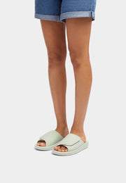 IQUSHION City Adjustable Water-Resistant Slides