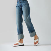 FitFlop x Song Hye Kyo<br>SURFF Contrast-Stitch Leather Toe-Post Sandals