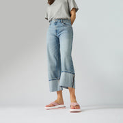 FitFlop x Song Hye Kyo<br>SURFF Contrast-Stitch Leather Toe-Post Sandals